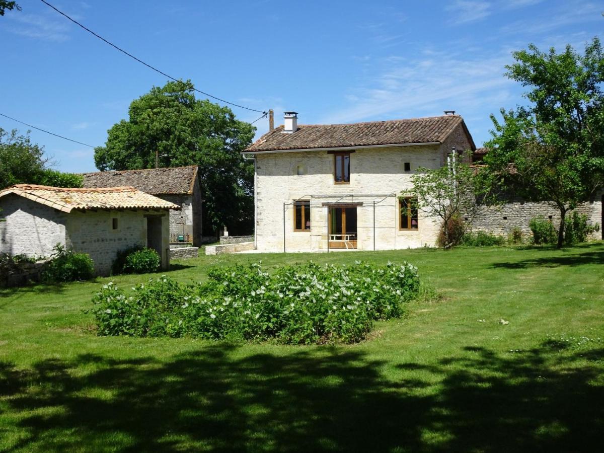 Domaine du Clos de la Touche Parc et Piscine Chaunay Extérieur photo